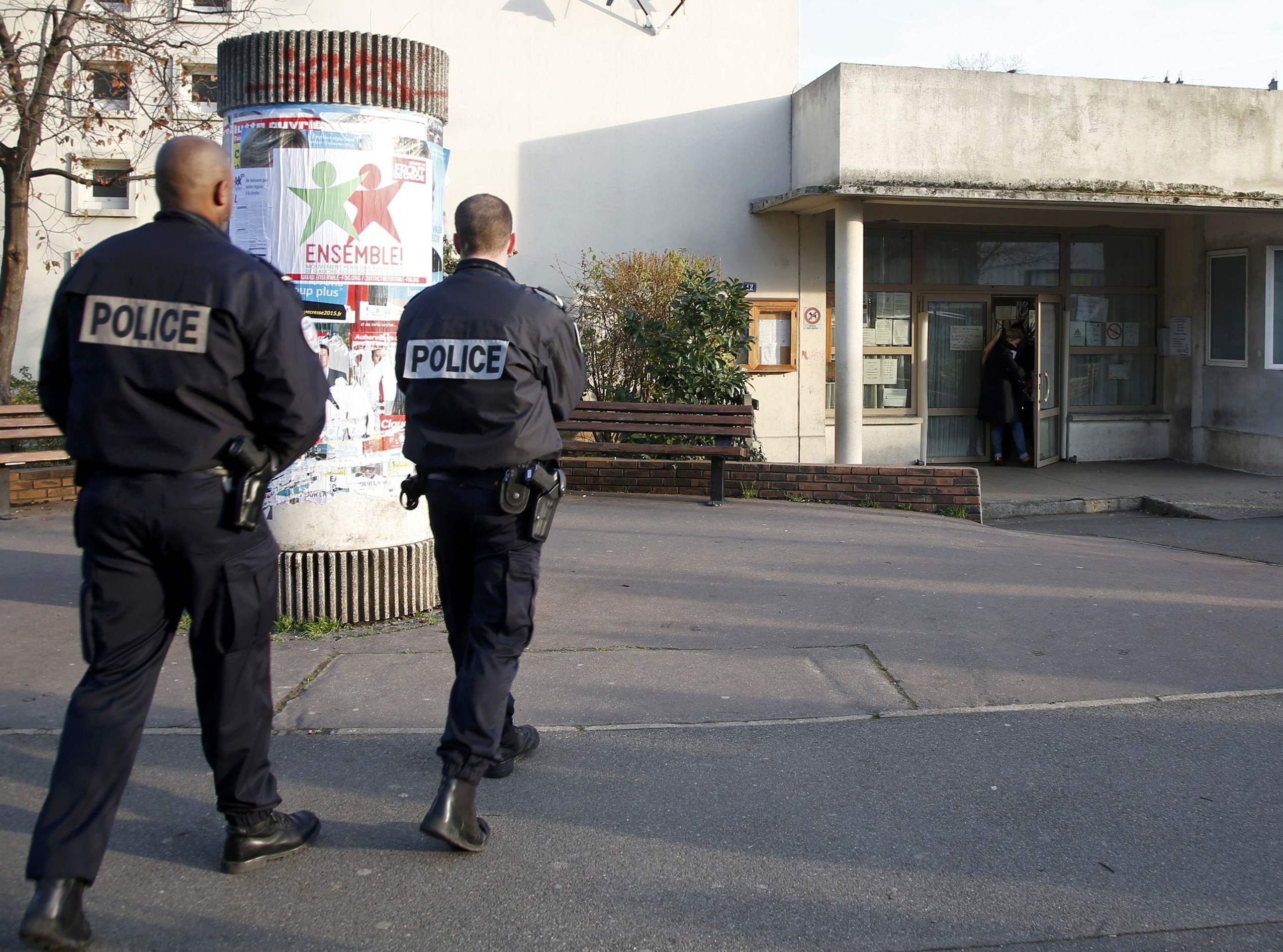 Страшното лице на тероризма: Още един арестуван за атентатите в Париж
