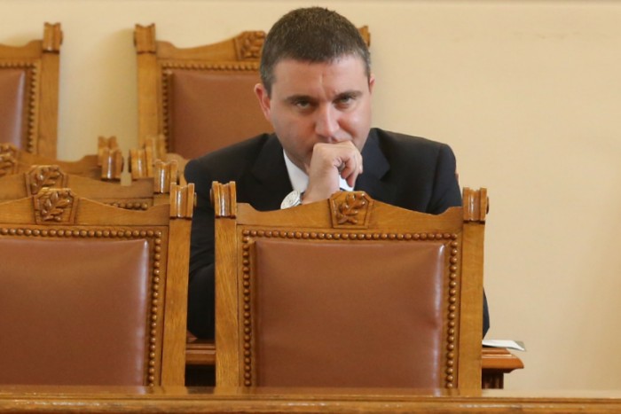 Горанов отряза Радан Кънев: Да търси други мотиви за опозиционно поведение!
