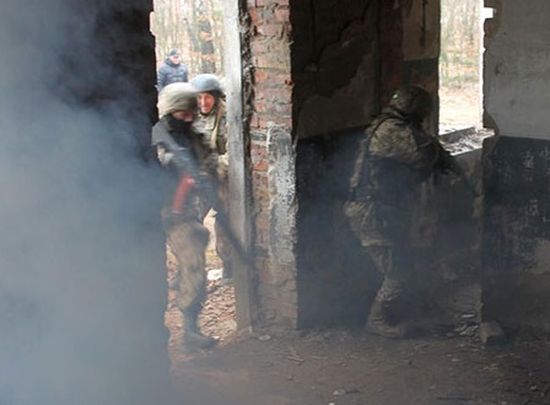 Украинските войници в Донбас започнаха да се стрелят помежду си 