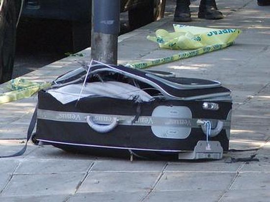Опърпан куфар пред „Практикер”  на „Цариградско шосе” вдигна на крак полицията