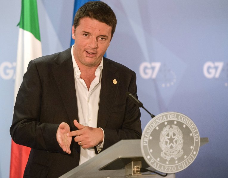 Матео Ренци отиде при президента на Италия и връчи оставката си