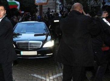 НСО: Охраната на Местан не е свалена