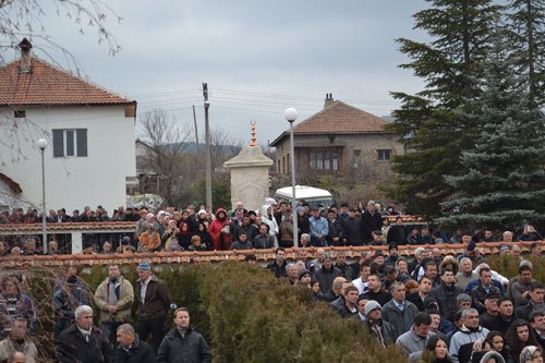 Хората на Местан и турският посланик се изнизаха от Могиляне, няма да участват в митинга 
