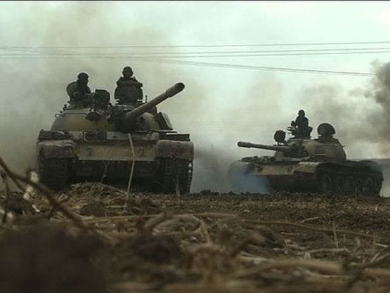Ексклузивно за войната: Сирийската армия гази ДАЕШ!