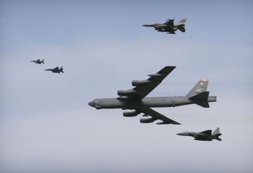 Извънредно от Сирия: Американски стратегически бомбардировачи Б-52 са забелязани в небето над Алепо