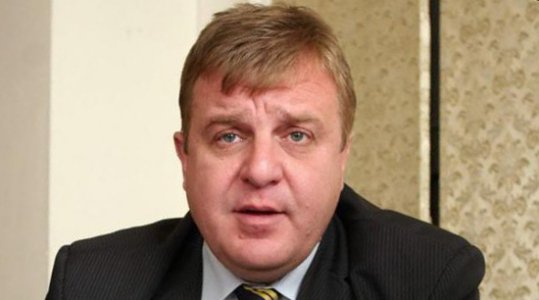 Красимир Каракачанов: Искането на оставката на ВСС е недопустимо