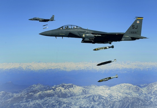 Какво изясни американски висш военен относно „килима от бомби“ за „Ислямска държава“  