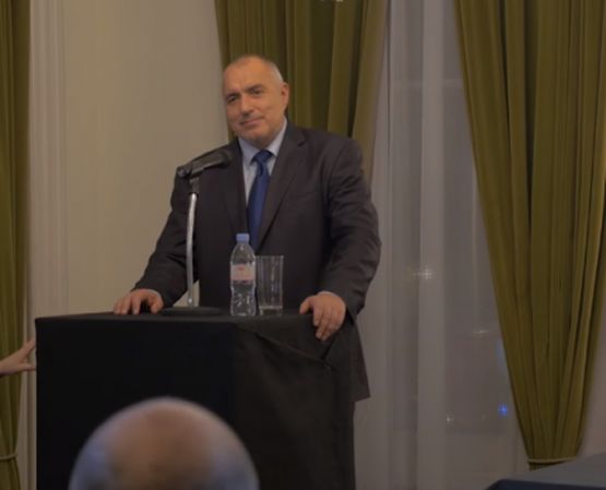 Какво точно се случи по време на срещата на Борисов с българи в Лондон? 