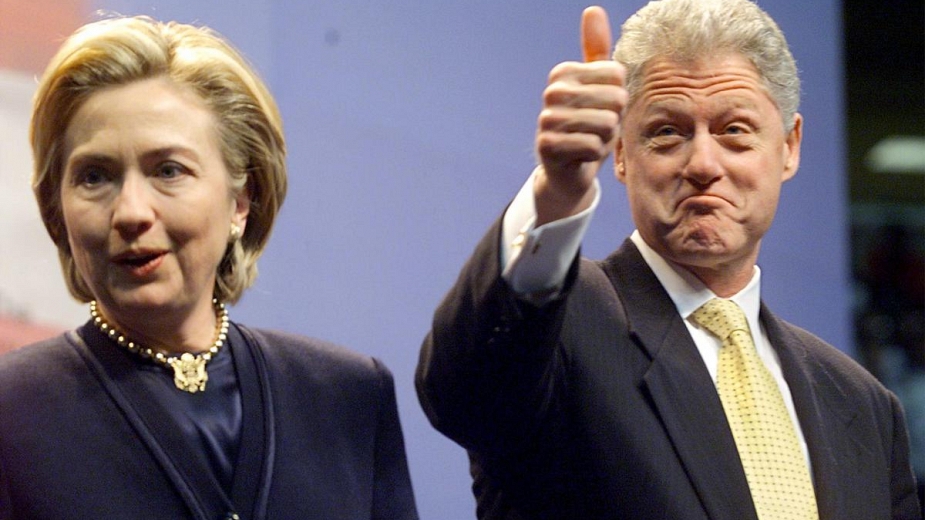 Не е за вярване: Бил и Хилъри Клинтън прибрали 153 милиона долара от платени речи