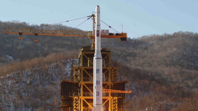 Севернокорейската ракета изчезна от радарите на съседите   