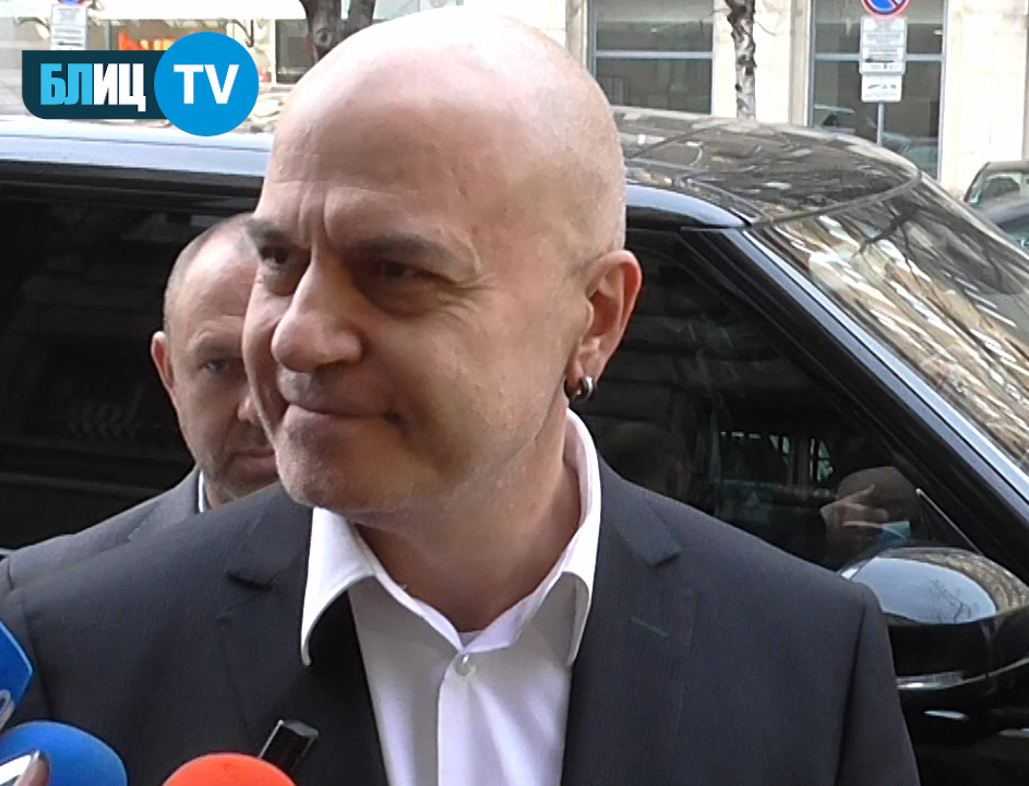 БЛИЦ TV: Референдумът на Слави се провали!