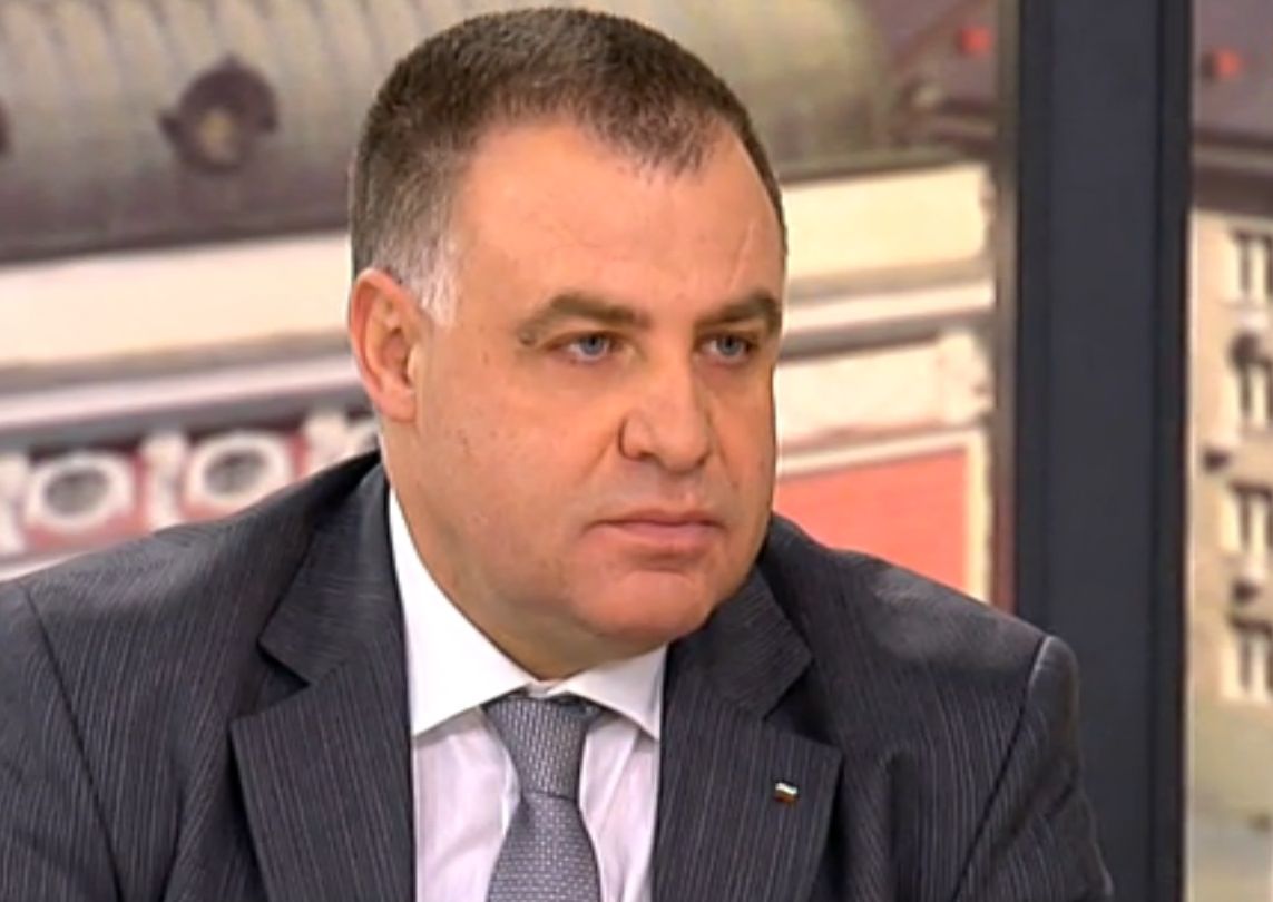 Мирослав Найденов: Даниел Митов клати стола на правителството (ВИДЕО)