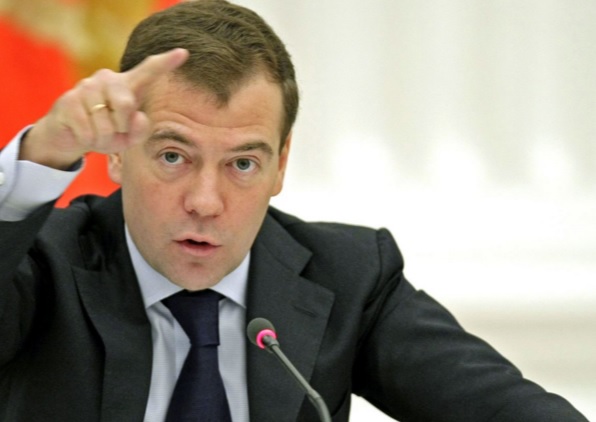 Медведев предупреди: От чужда сухопътна офанзива в Сирия може да избухне световна война 