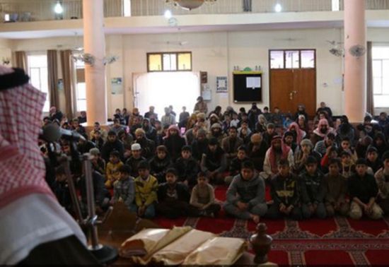 Лидерът на ИД Абу Бакр ал Багдади се появи в джамия във Фалуджа (СНИМКИ)