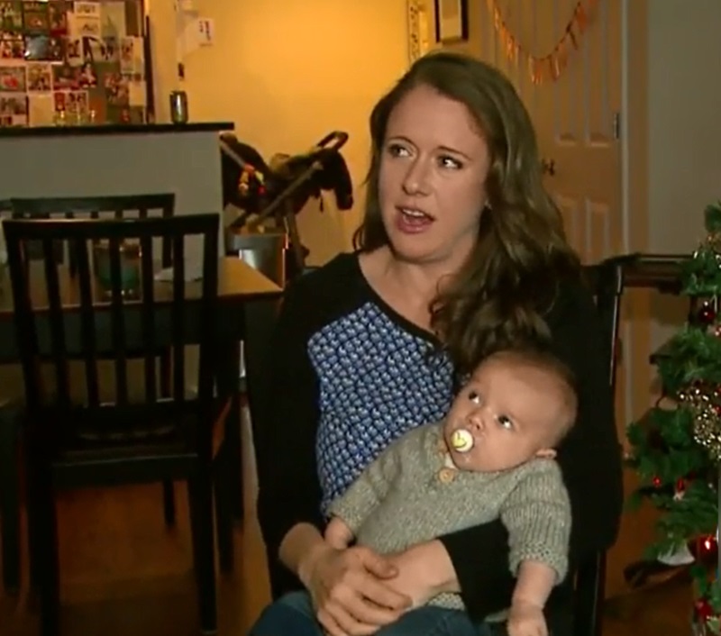 Майка забеляза черни точки в носа на бебето си и сега предупреждава всички за опасността