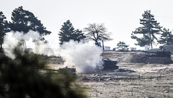 Турски самоходни оръдия &quot;Фиртина&quot; отново откриха огън по кюрдите в Сирия