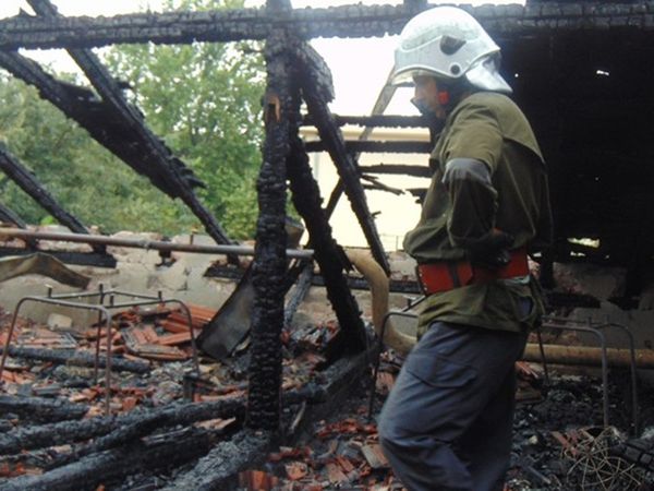 Мъж на 60 години изгоря в къщата си