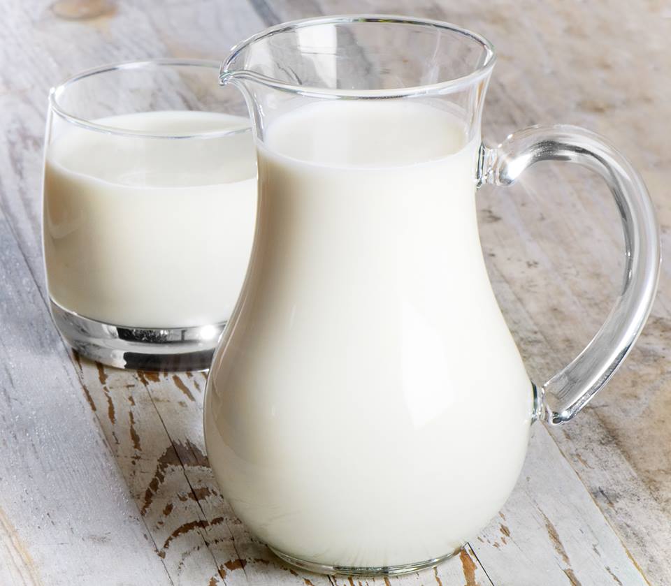 Може ли да е опасно прясното мляко? (ВИДЕО)