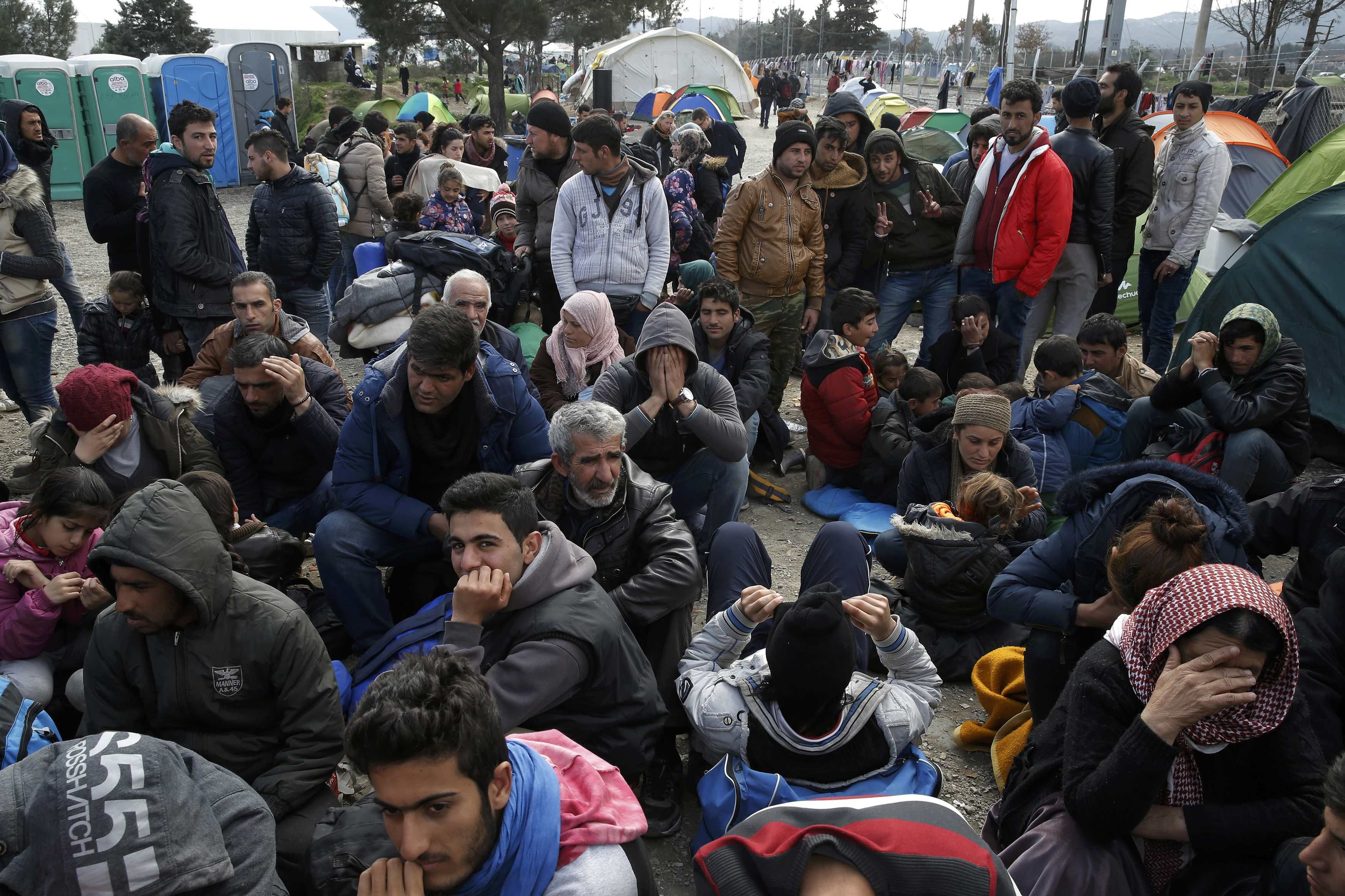 Безпрецедентно: ЕС отпуска извънредно милиони евро на Гърция заради бежанците