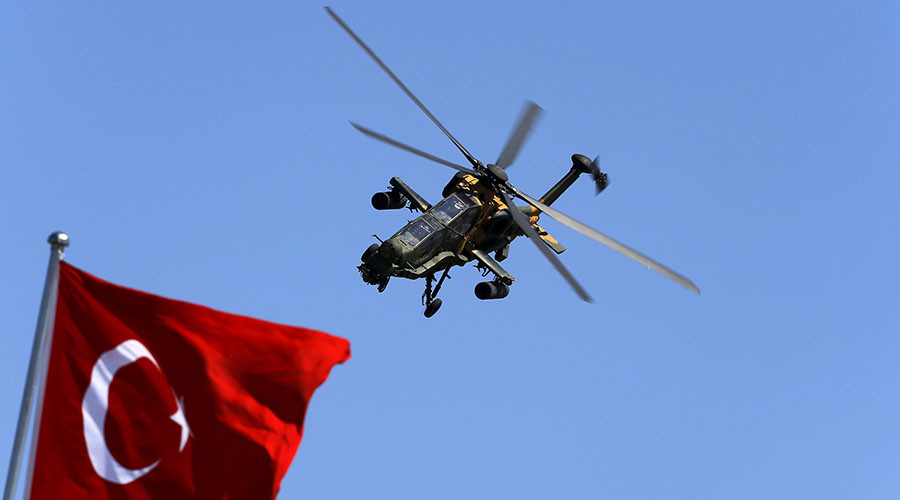 Ексклузивно! Свален е турски боен вертолет при бомбардиране над Ирак 
