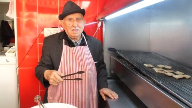 Цяла Турция призна майсторлъка на 99-годишен изселник от България 