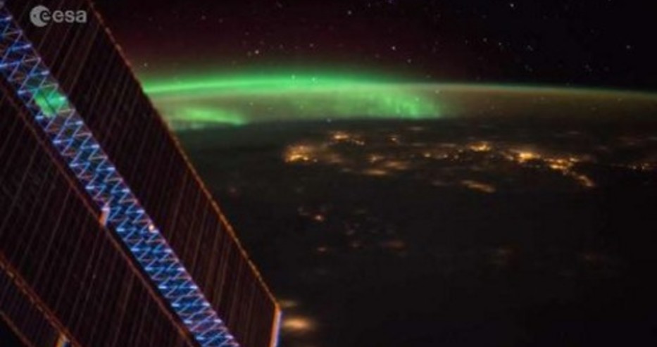 Уникални кадри на Северното сияние, заснети от Космоса (ВИДЕО)