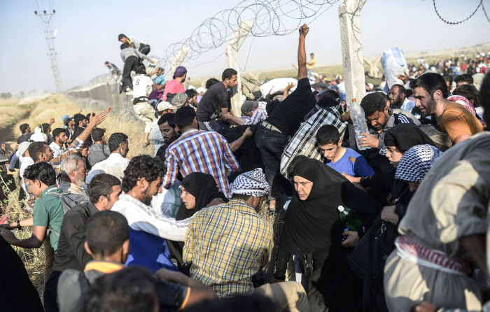 The Independent: Турски граничари пребиват жестоко сирийски бежанци
