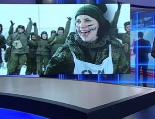 Какво се крие под противогаза!? Избраха най-бойните красавици в руската армия (ВИДЕО)