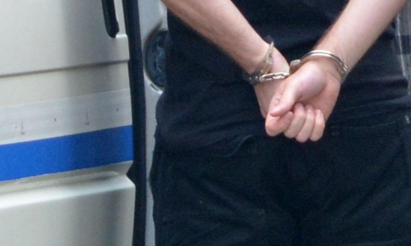 Арестуваха 20-годишен заралия, който стресна софийското летище с бомба  