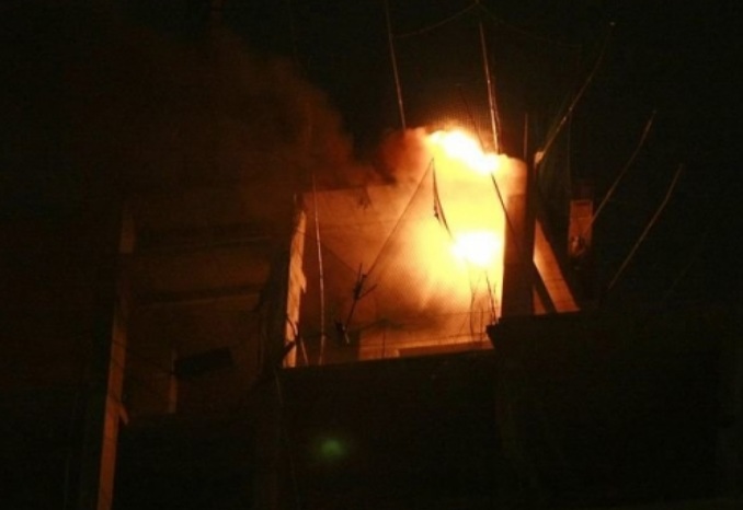 Пожар изпепели трима в София 