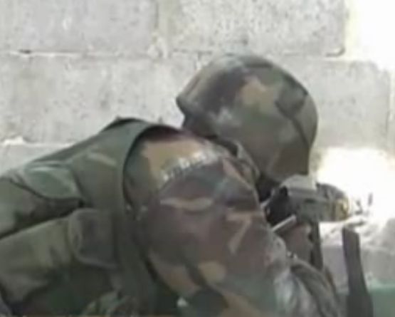 Няма прошка! Сирийската армия мачка терористите в Хама (ВИДЕО)
