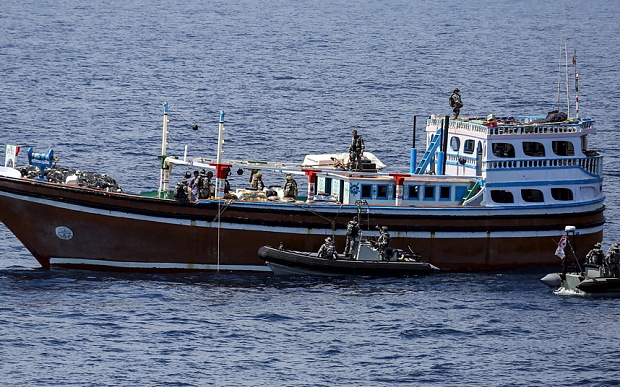 The Telegraph: Кораби на западната коалиция заловиха хиляди контрабандни оръжия край Сомалия