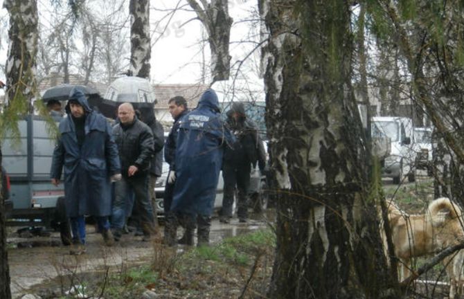 Полицията нахлу във фермата на братя Тодеви заради кърваво зрелище 