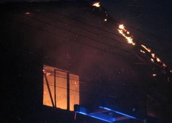 Бивш шофьор в градския транспорт е собственик на изгорялата в Дупница къща