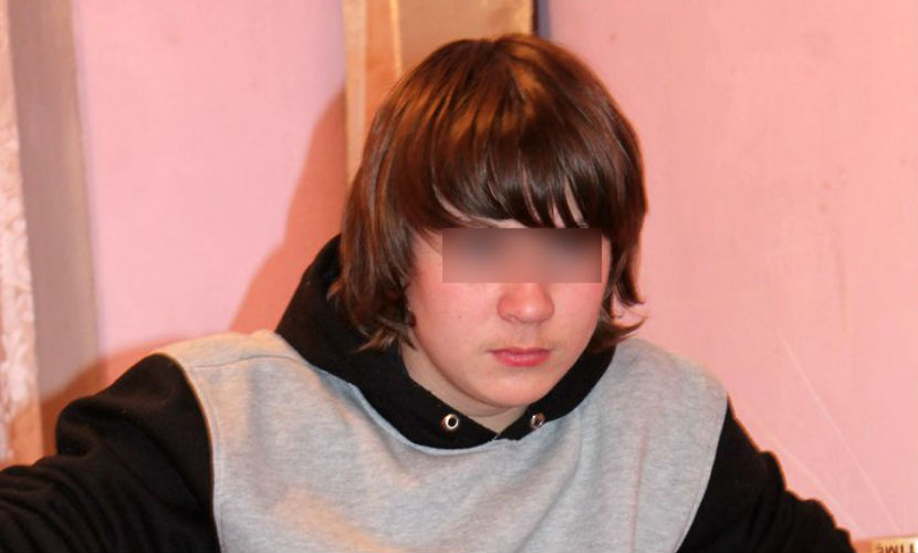 Трагедия! 16-годишно момче се обеси с връзките на обувките си 