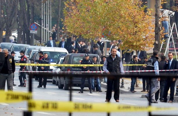 Турската полиция обезвреди 150-килограмова бомба край областната администрация на Диарбекир 