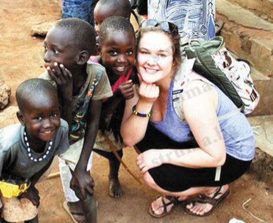 Третокурсничка от АУБ заряза лукса, избра да кара стажа си сред пясъците на Уганда