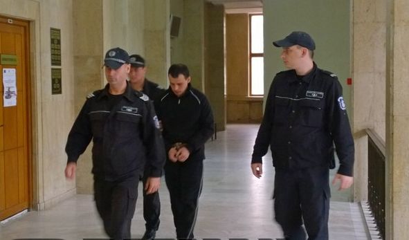 Напаст: Затворници в отпуск сеят смърт в Бургаско