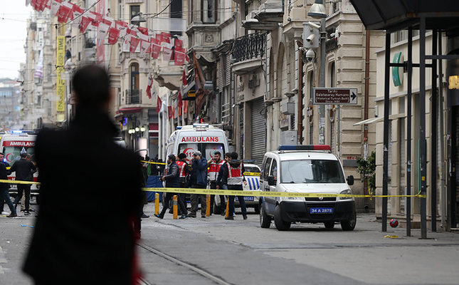 Има задържан за кървавия атентат в Истанбул 