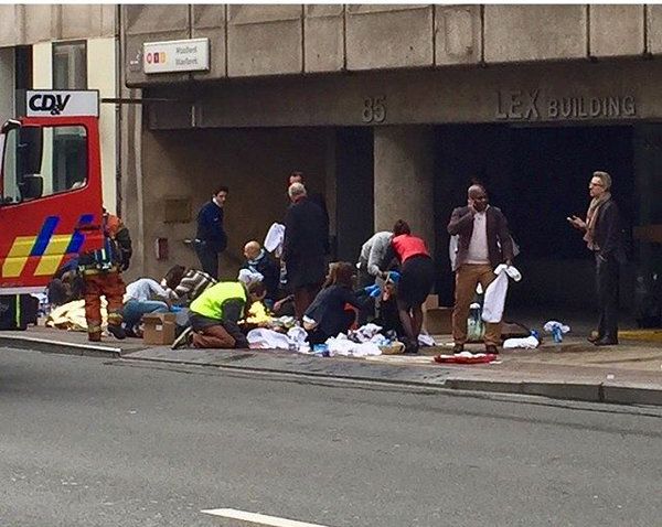 Извънредно от Брюксел! Бомбите в метрото са разкъсали 10 души (НА ЖИВО)