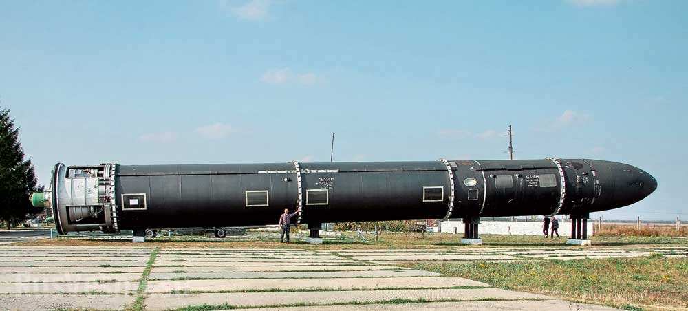 Тежката руска междуконтинентална ракета „Сармат” ще смени „Сатана” (ВИДЕО)