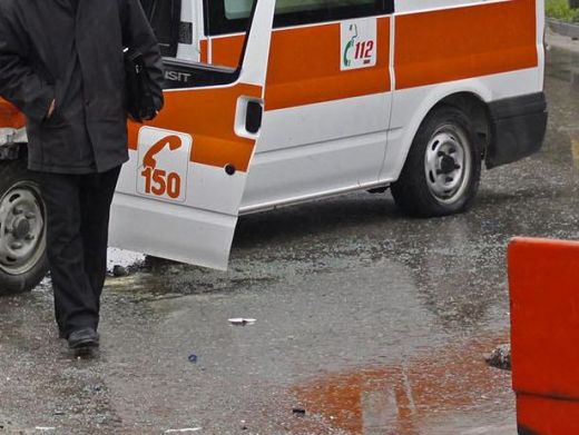 Роми вилняха и нападнаха лекари във Ветово 