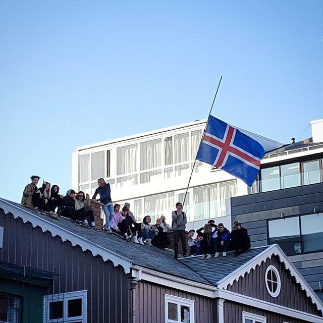 Хиляди исландци поискаха оставката на премиера след &quot;Панамските досиета&quot; (СНИМКИ/ВИДЕО)
