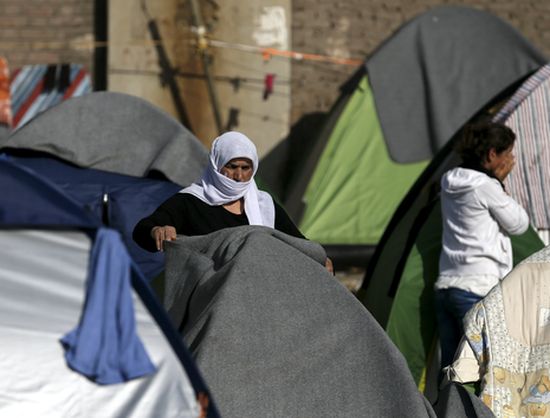 Атина бие камбаната: Блокираните в Гърция мигранти може да се насочат към България  