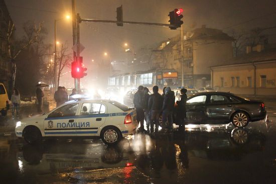 Катастрофа в София задръсти пътя през тунела към „Люлин”