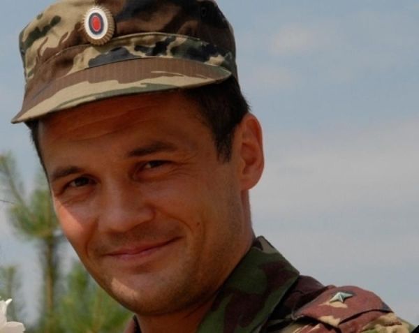 39-годишен майор от руския спецотряд ОМОН загина след падане от 10-ия етаж (ВИДЕО)