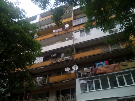 Състоянието на падналото от осмия етаж дете във Варна се подобрява
