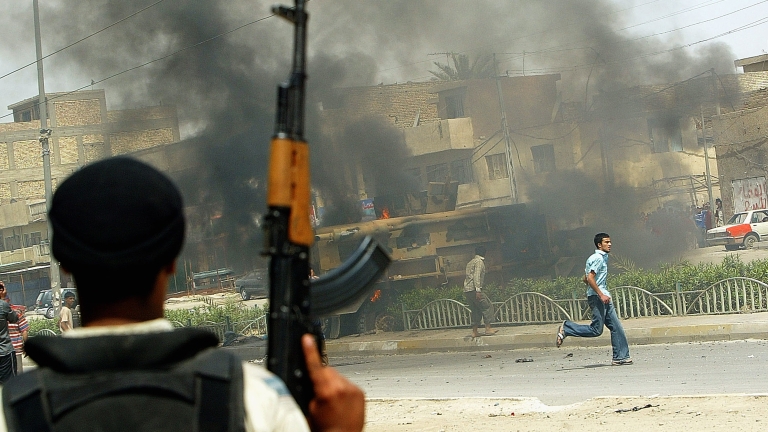 Пробив: Елитни иракски спецчасти нахлуха във Фалуджа от три страни