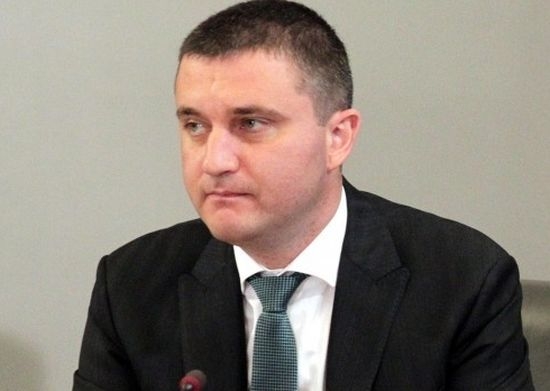 Горанов се отказа вноската за втора пенсия да ходи в обща сметка
