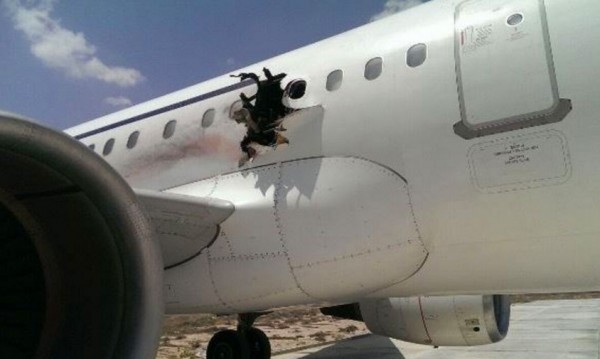 Виновните за експлозията на сомалийския самолет получиха доживотни присъди